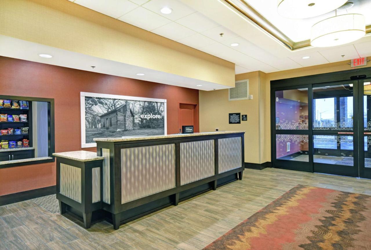 Hampton Inn & Suites Milwaukee/Franklin Franklin  Exteriör bild